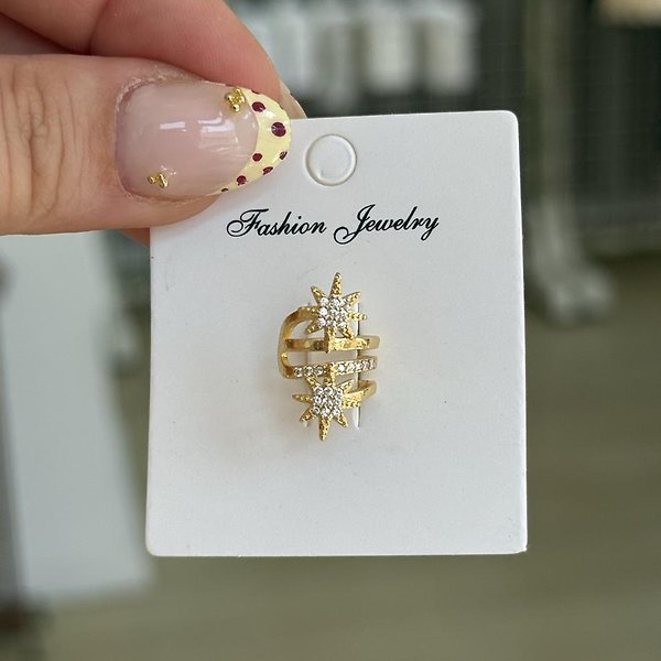 Earcuff