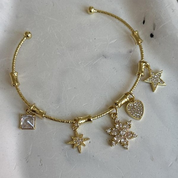 Yıldız Charm Bileklik