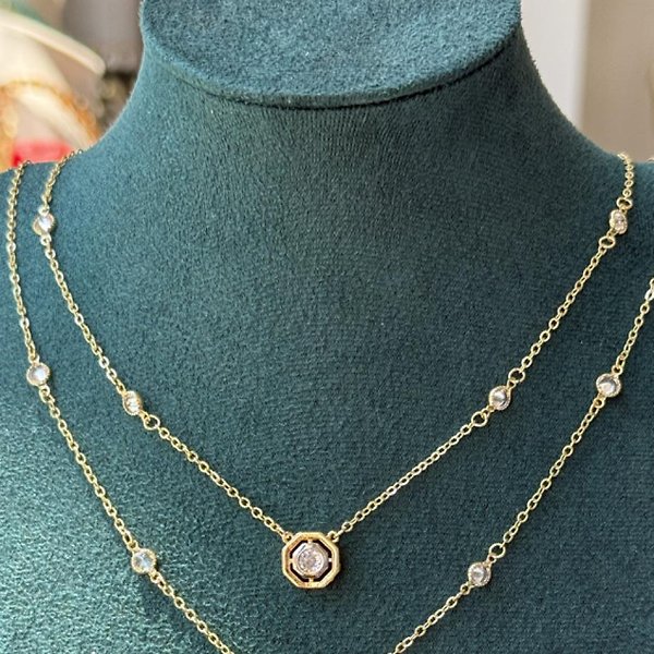 Taş Detay VIP Kolye