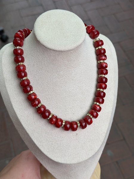 Bordo Taşlı Kolye