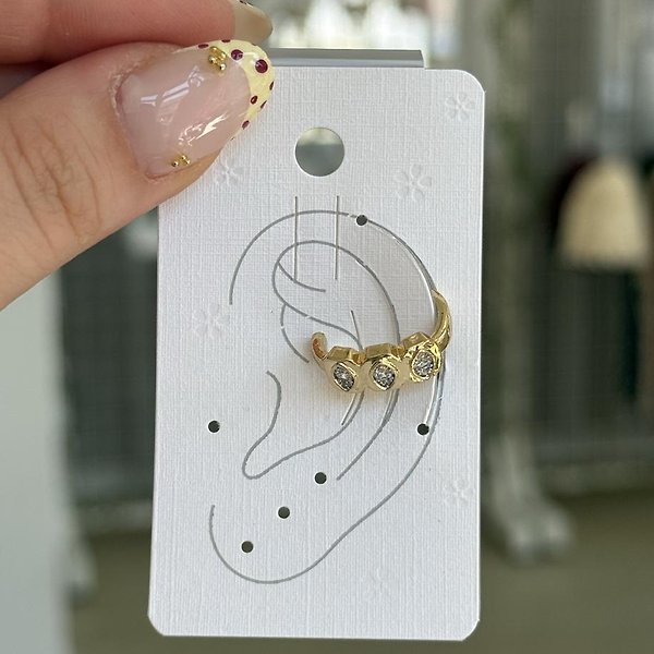 Earcuff