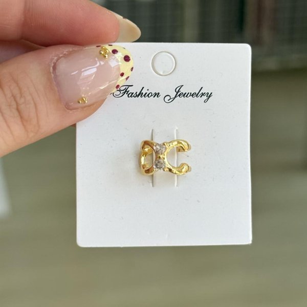 Earcuff