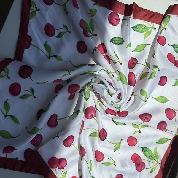 50 × 50 CM Fular